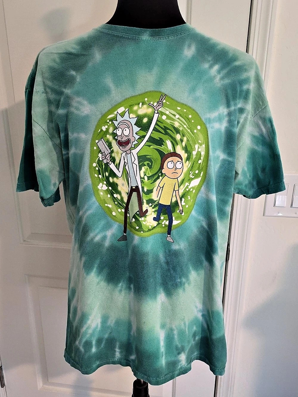 Rick and Morty Tie-Dye Graphic Tee in Green Size XL Like New